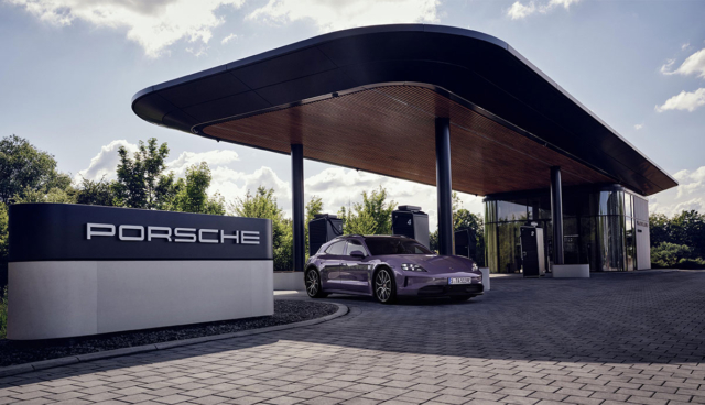 Porsche-Charging-Lounge-in-Ingolstadt-2024-2