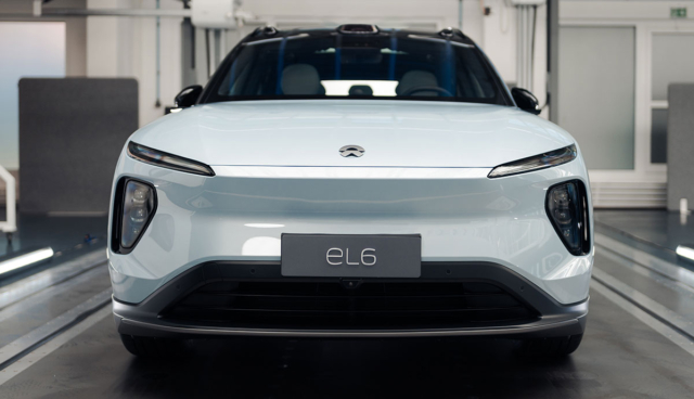 Nio-EL6-2023-9