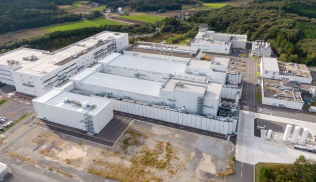 1_Overhead-view-of-Honda-demonstration-production-line-for-all-solid-state-batteries