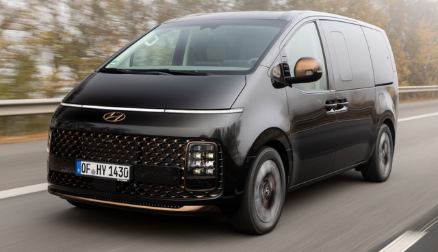 Hyundai-Staria-2024-1