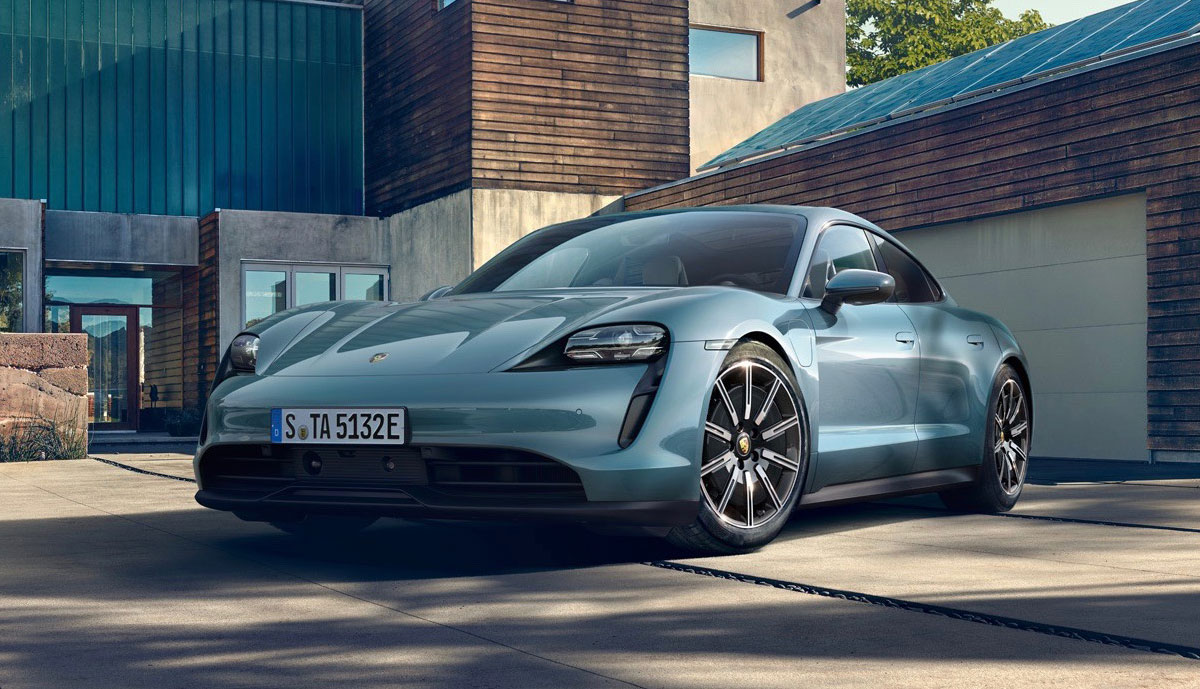 Porsche-Taycan-2021