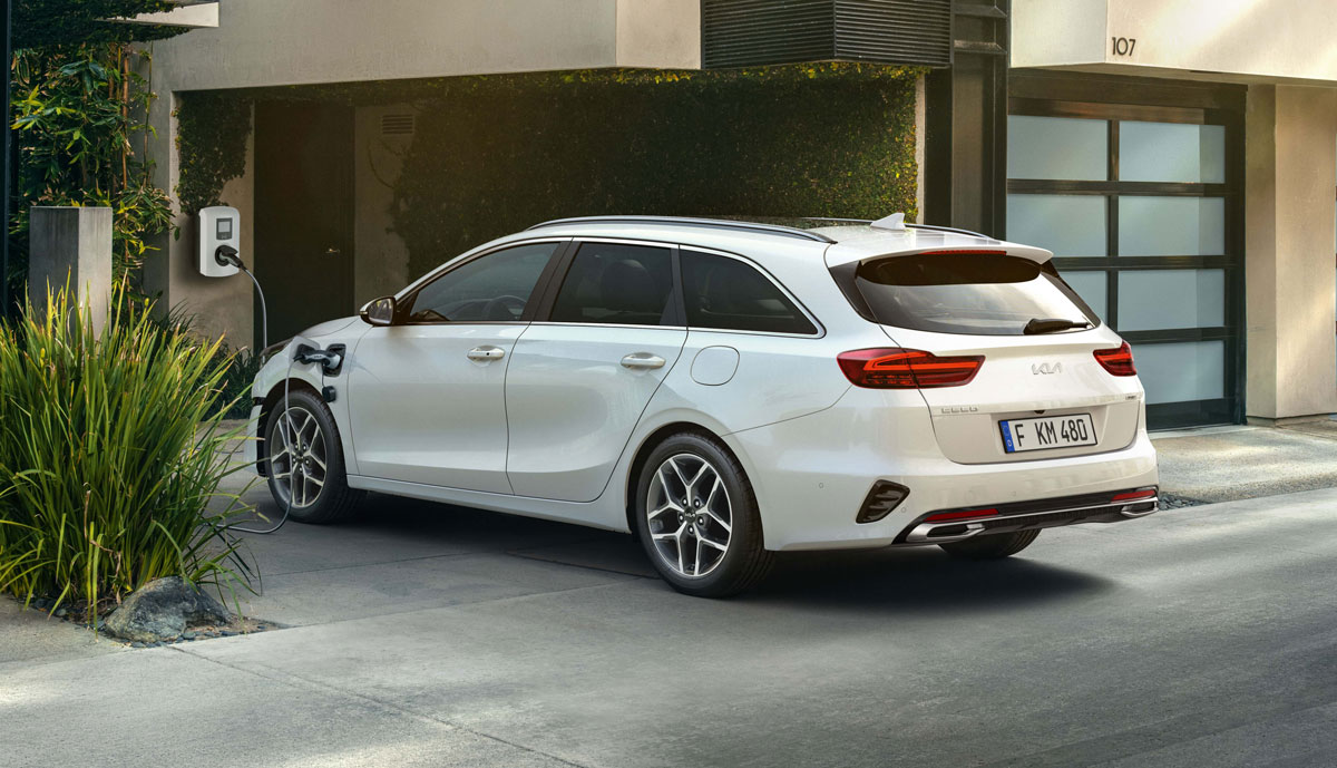 Kia_Ceed-SW-PHEV_MJ22