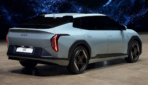 Kia_EV4_Limousine_02