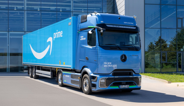 Mercedes-Elektro-Lkw-Amazon