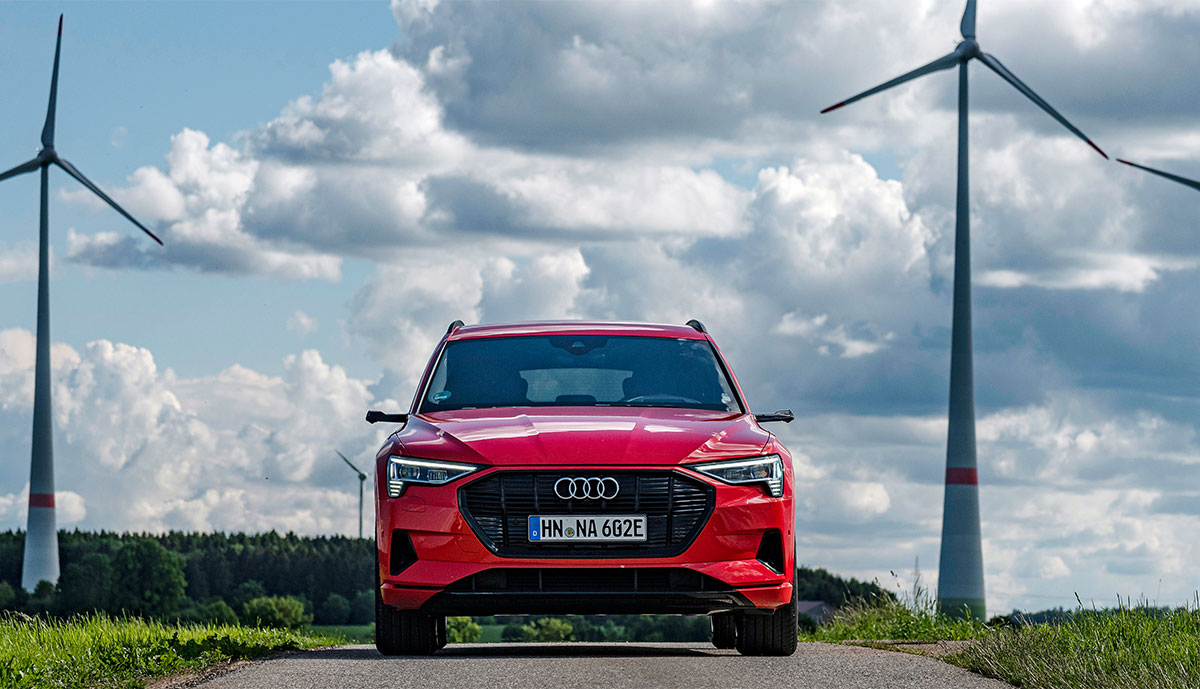 Audi-e-tron-rot