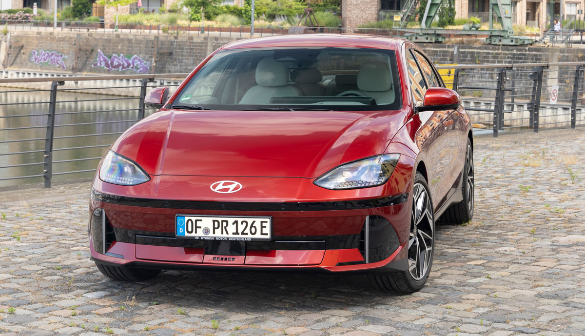 hyundai-ioniq-6-ultimate-red-metallic