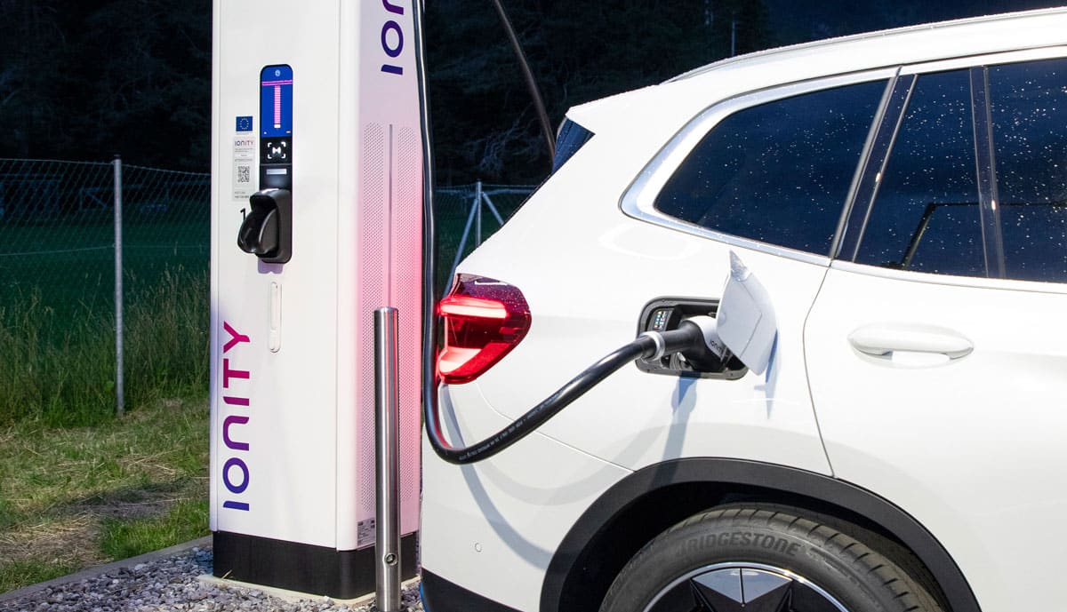 BMW-iX3-charging-at-night-IOnity
