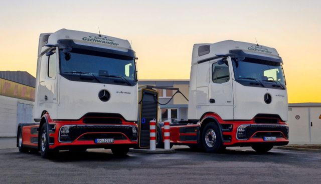 Mercedes-eActros-laedt