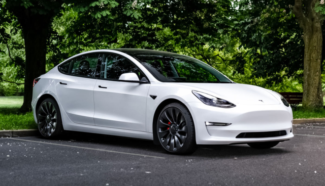 Tesla-Model-3