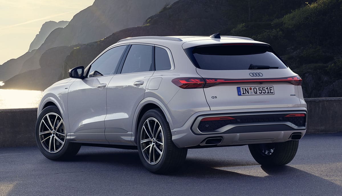 Audi-Q5-e-hybrid-2025-1