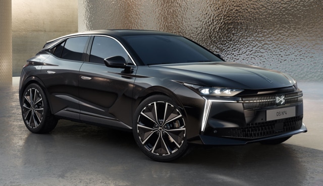 DS-N°4-Plug-in-Hybrid-2025-3