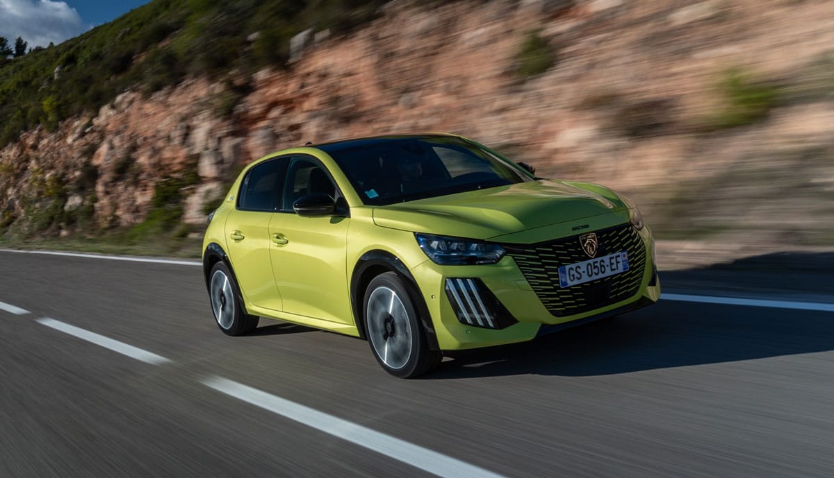 PEUGEOTE-208AguedaGelb