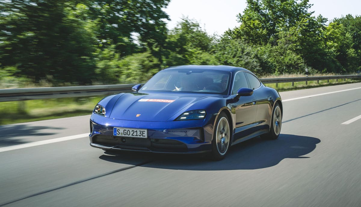 Porsche-Taycan-Electric-Drive-1000-2025-2