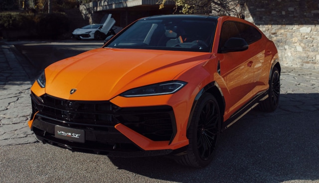 Lamborghini-Urus-SE-2024-4
