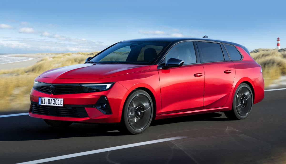 Opel_Astra_Sports_Tourer_Electric