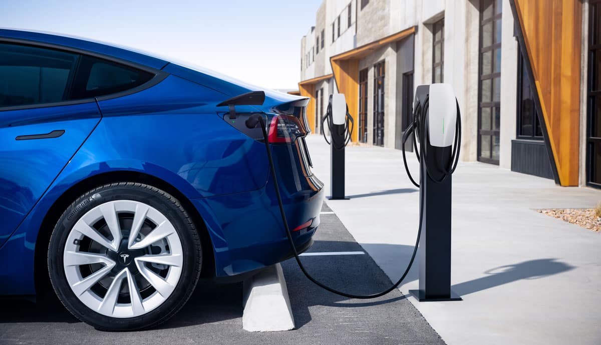 Tesla-Model-Y-Destination-Charging