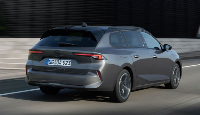 Opel-Astra-Sports-Tourer