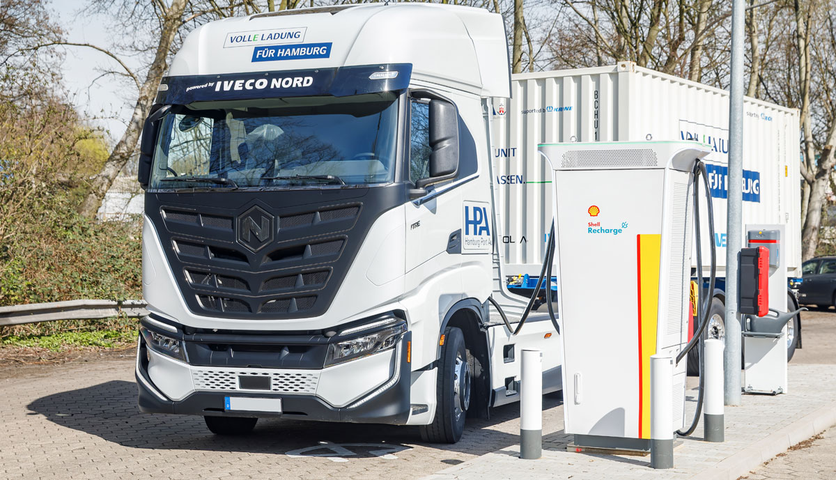 Shell-E-Lkw-Ladestation