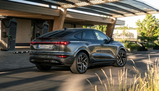 Audi-Q6-Sportback-e-tron-