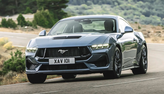 FORD_MUSTANG_COUPE