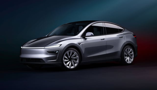 Tesla-Model-Y-2025