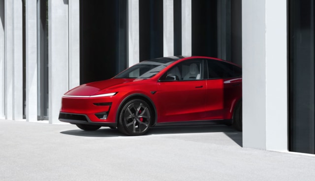 Tesla-Model-Y-Performance