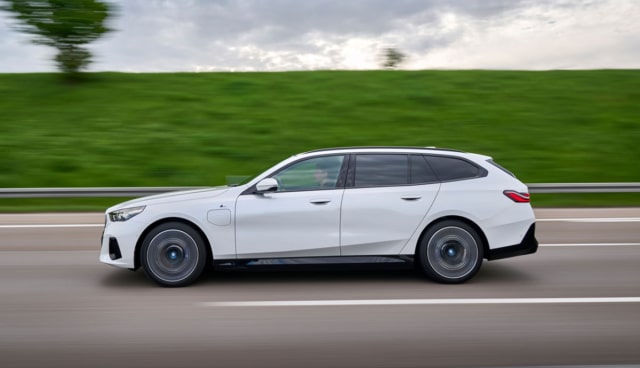 BMW-530e-Touring