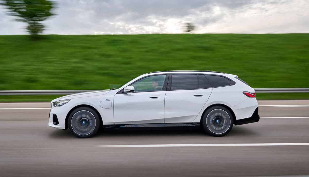 BMW-530e-Touring