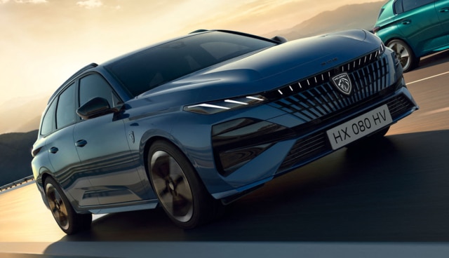 Peugeot-308-SW-2025-4