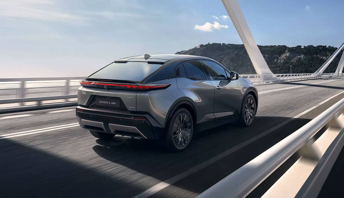 Toyota-C-HR+