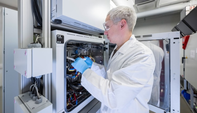 25-13-PI-Fraunhofer-IWS-30000-Batterie-Zukunft