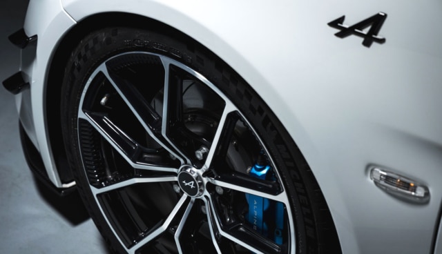 Alpine-A110-R-Ultime