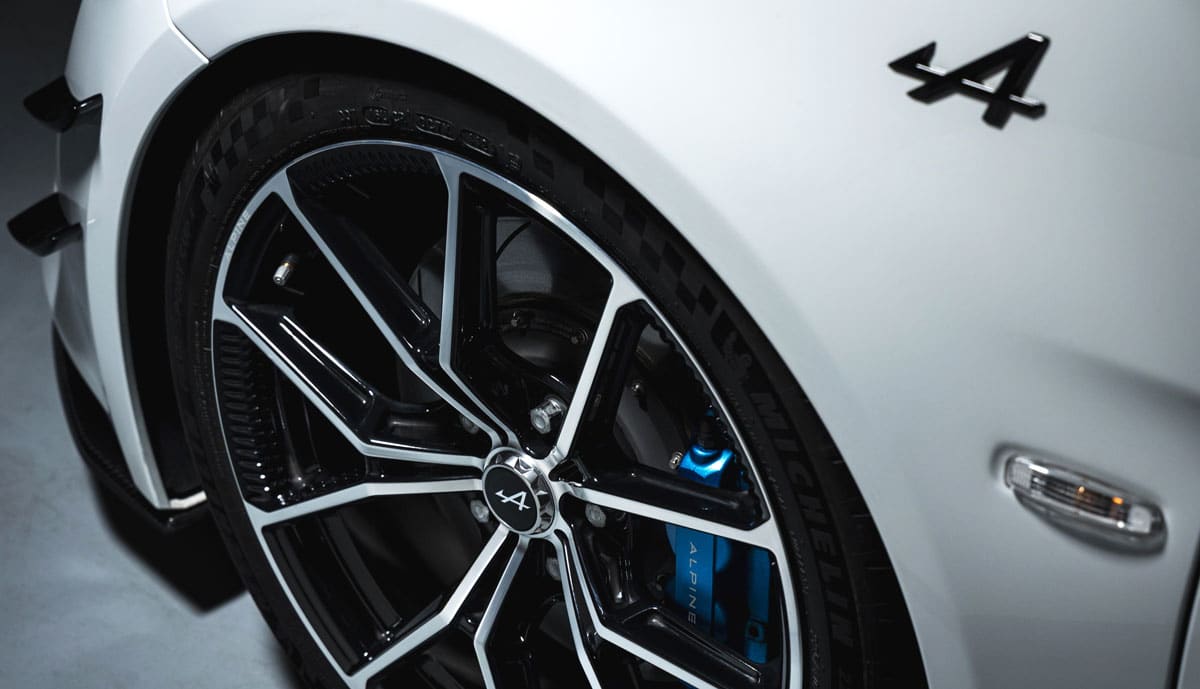 Alpine-A110-R-Ultime