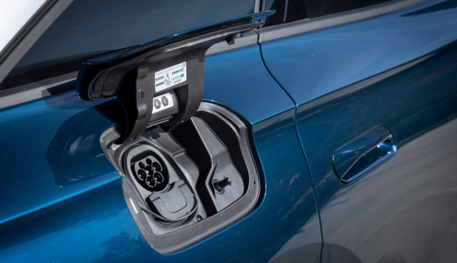 VW-ID.7-Ladeanschluss-1