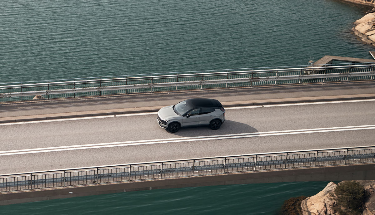 Volvo-EX30-Cross-Country