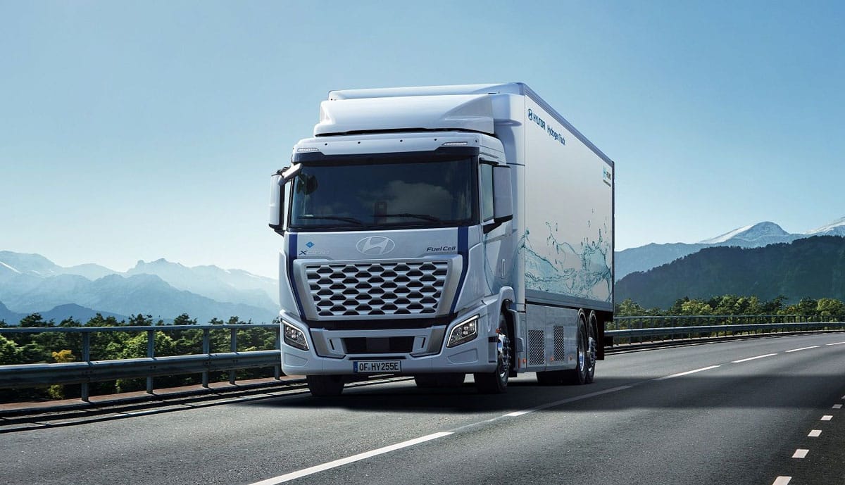 Hyundai erreicht 20 Millionen Kilometer mit Wasserstoff-Elektro-Lkw in Europa