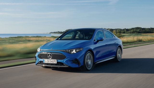 Mercedes-CLA-blau