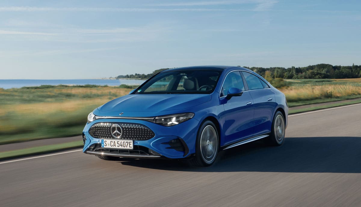 Mercedes-CLA-blau