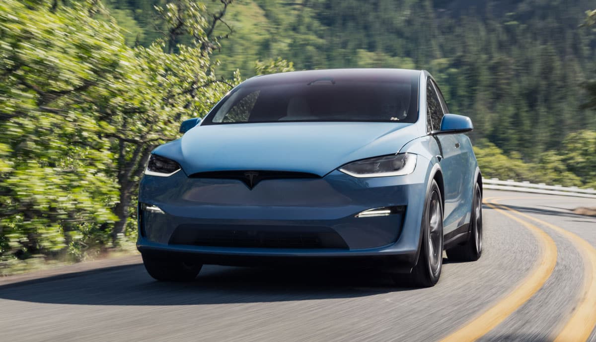 Tesla-Model-X-