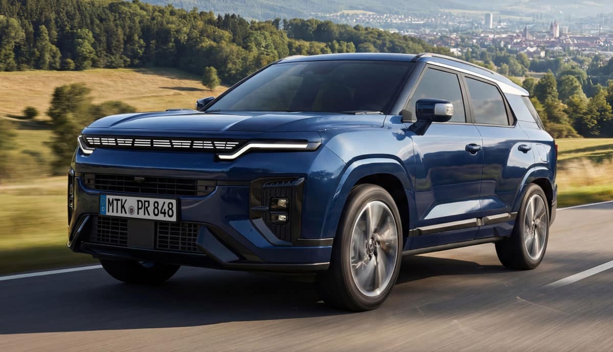 KGM-Actyon-Hybrid-Dandy-Blue