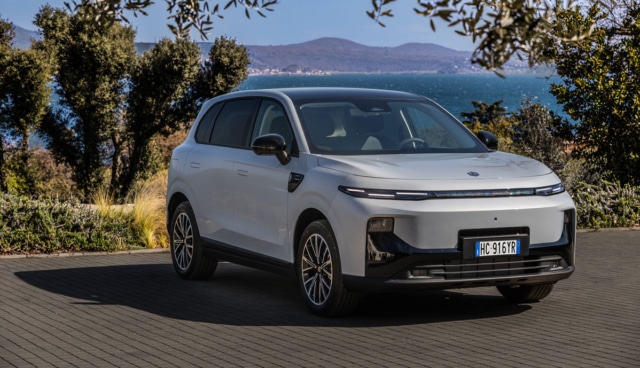 Leapmotor-B10-Hybrid