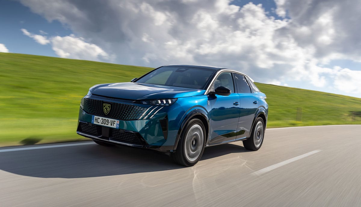Peugeot-e-3008