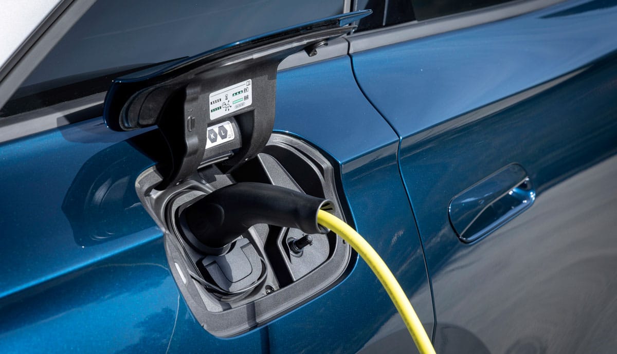 VW-ID.7-Ladeanschluss-1