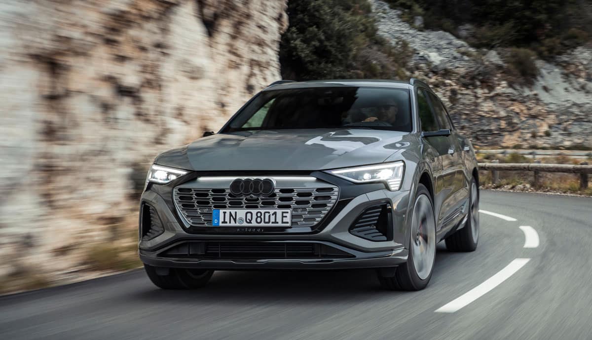 Audi-Q8-55-e-tron-quattro-(bis-2025)-
