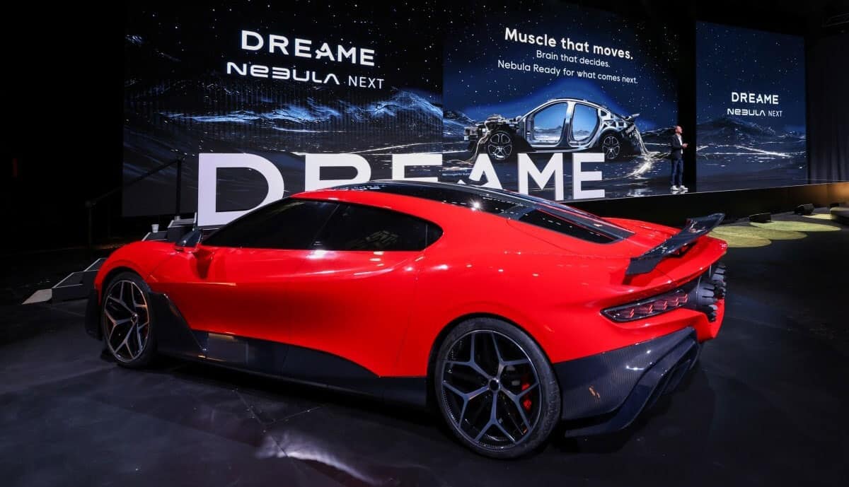 Dream-Nebula-Next-01-Jet-Edition