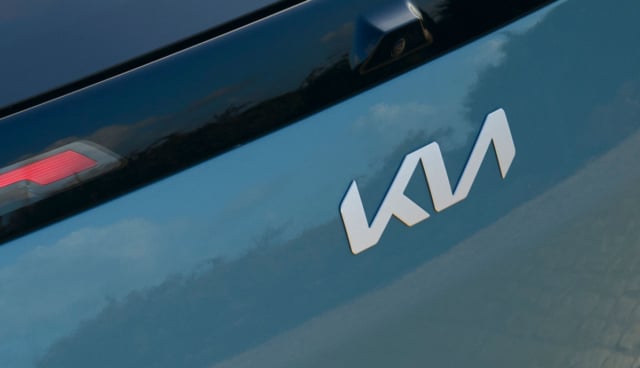 Kia-EV3-Heck-Emblem