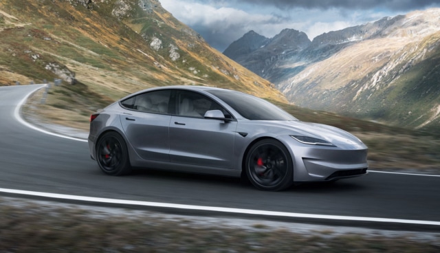Tesla-Model-3-Performance