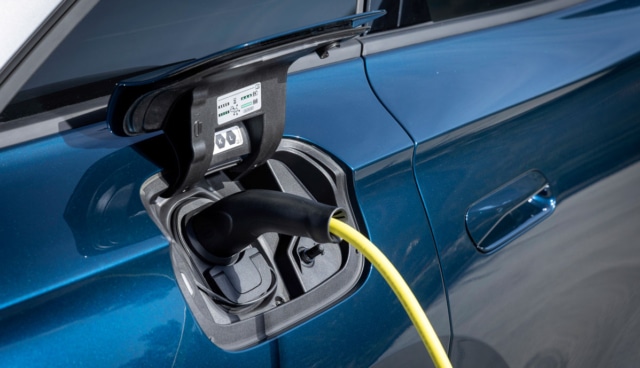 VW-ID.7-Ladeanschluss-1