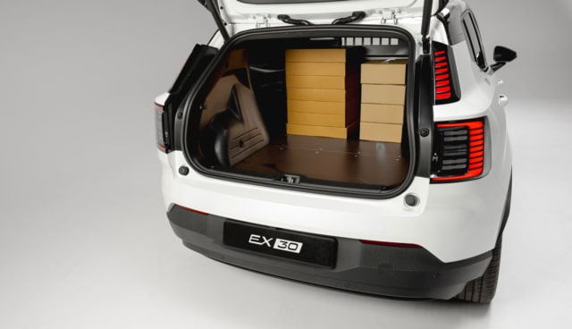 Volvo-EX30-Cargo-2026-5