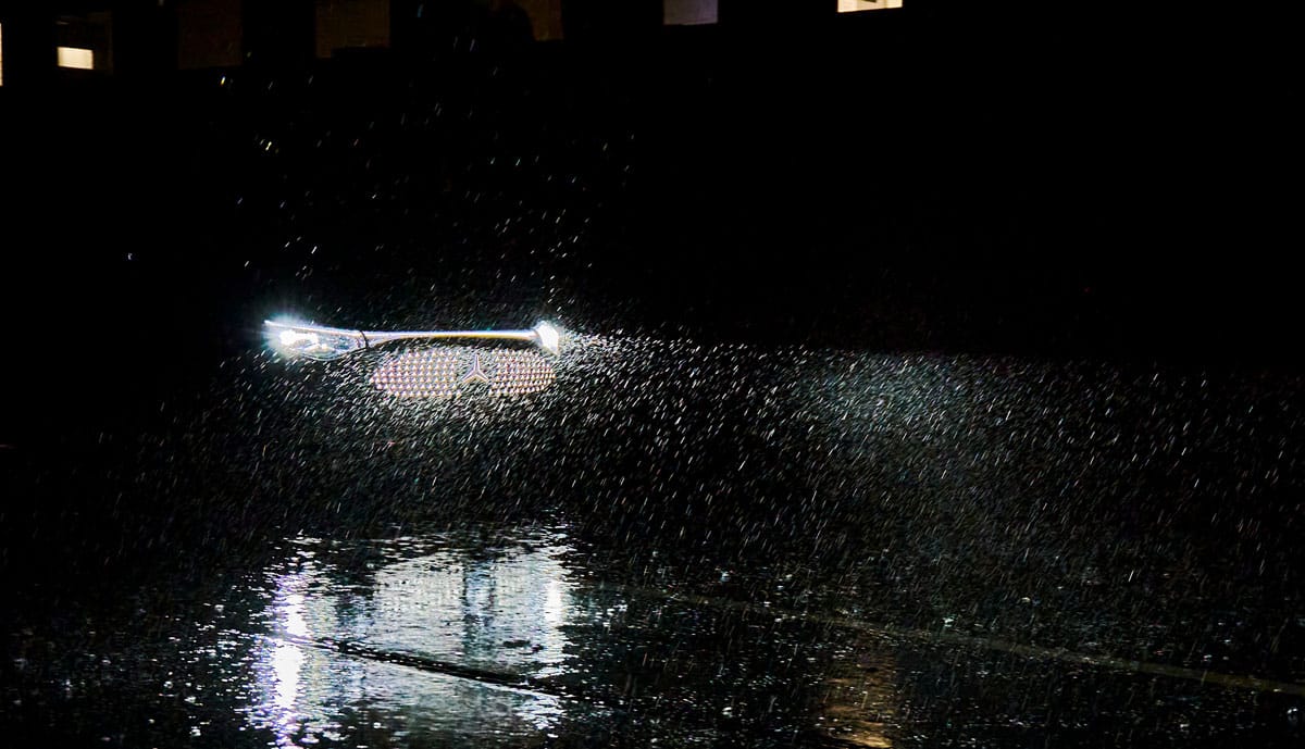 wetterassistent-dunkelheit-regen-adac